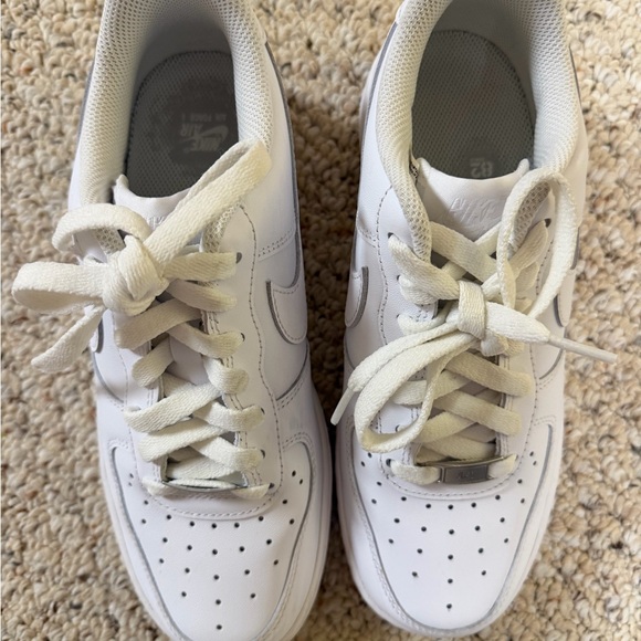 Nike Air Force 1 ‘07 White Sneakers - Picture 7 of 7